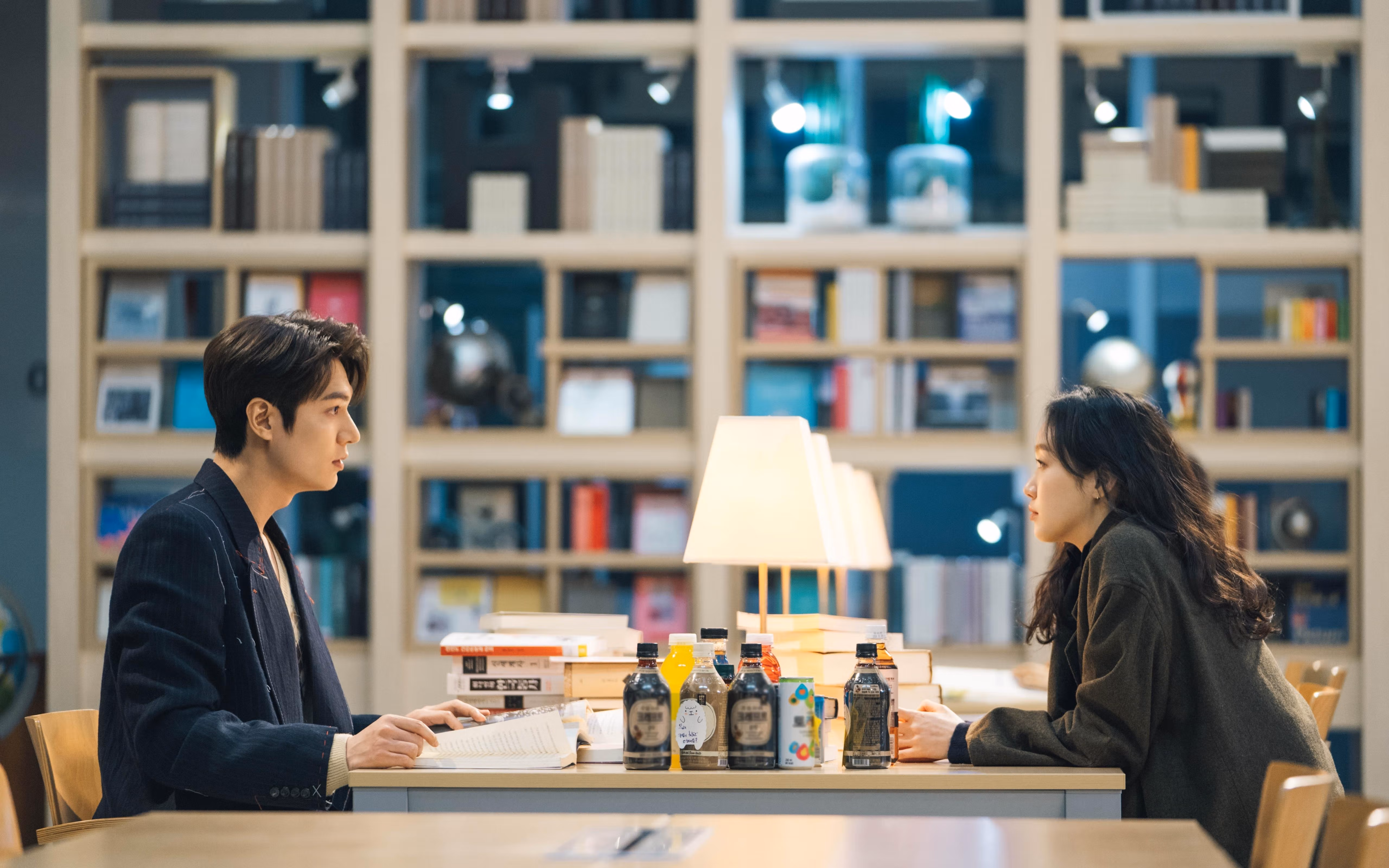 “逆境突破! - 车手在极端环境下的生死较量”,车手jason