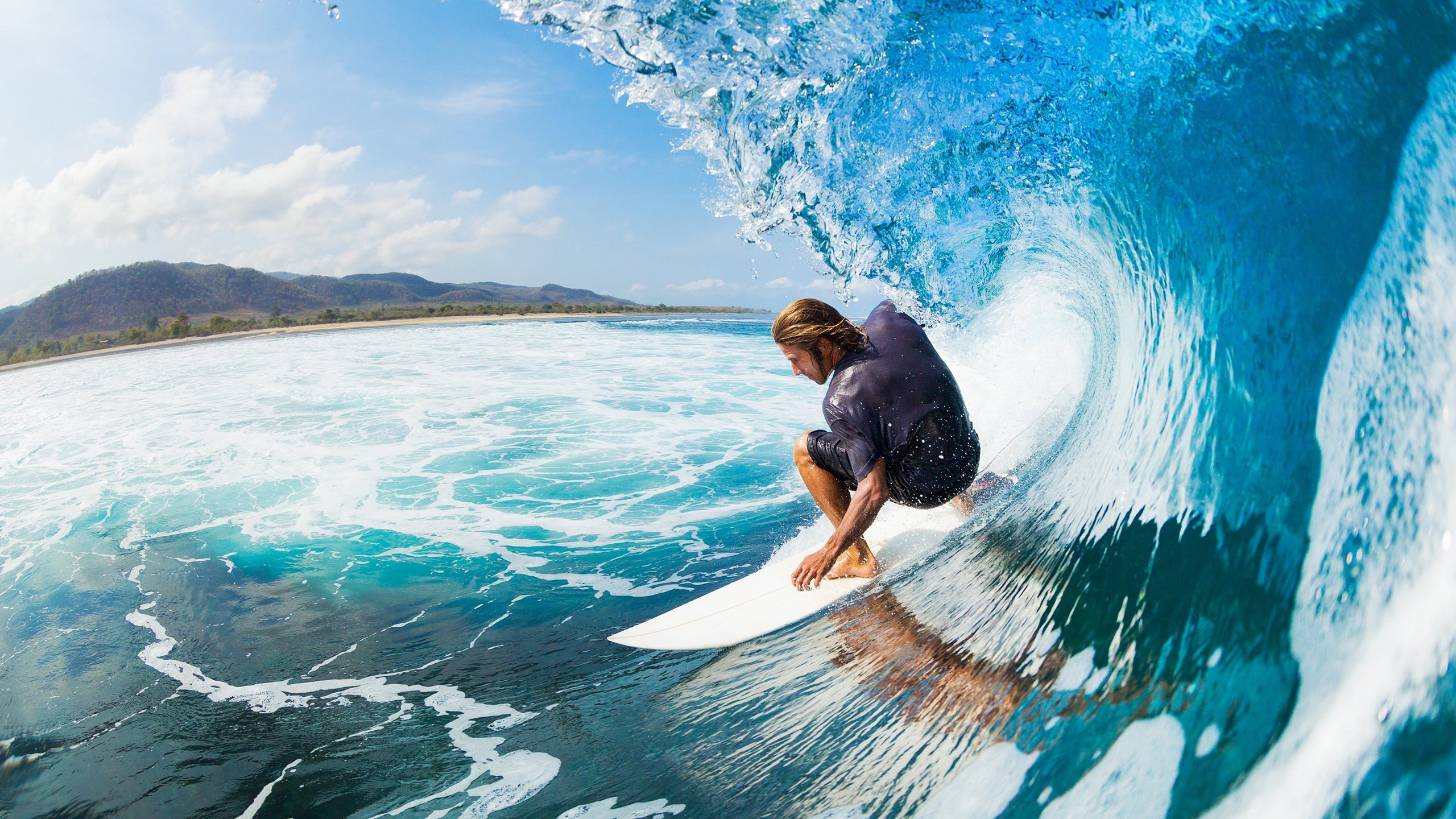 九游入口-大型冲浪骑行竞赛，海浪与速度的完美融合，冲浪比赛计分规则